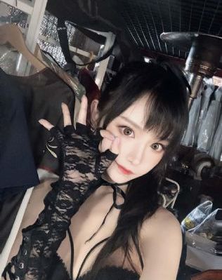 李雪琴